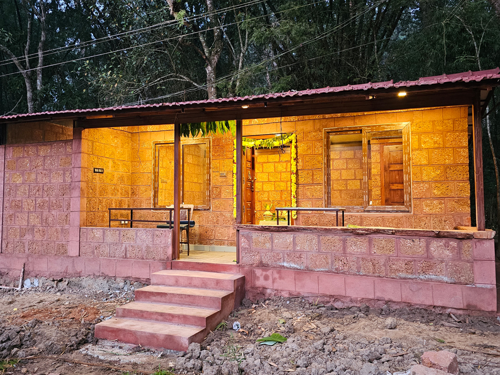 Mud Cottage – Earthy. Elegant. Immersed in Nature.